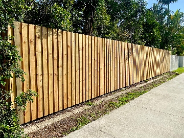 Timber Fence Installation Sunshine Coast
