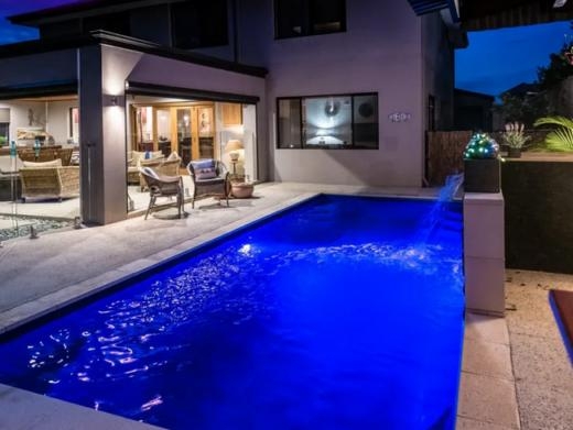 https://completecreativeconstructions.com.au/location/fibreglass-pools-ipswich/ website